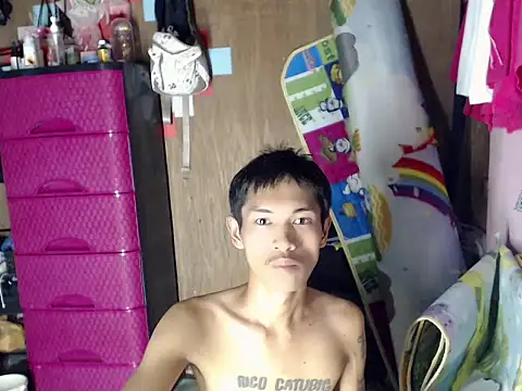 riks tyler online show from July 16, 10:11 am