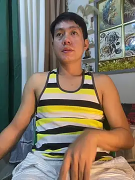 xshyboyx online show from August 8, 10:22 am