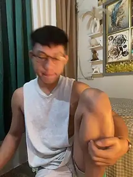 xshyboyx online show from June 4, 2:34 pm