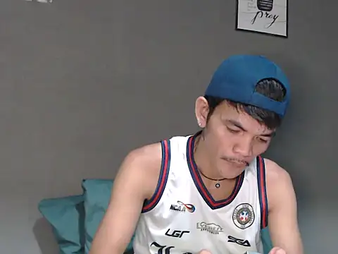 Natsboii online show from May 9, 11:11 am
