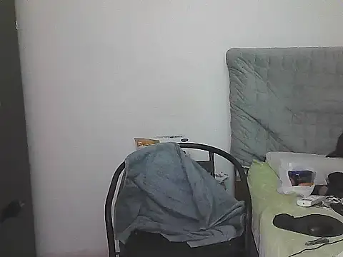 morenocabro10 online show from May 14, 3:26 am