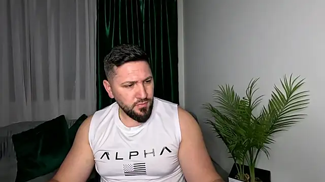 Gold Alpha Boy online show from May 3, 7:27 pm
