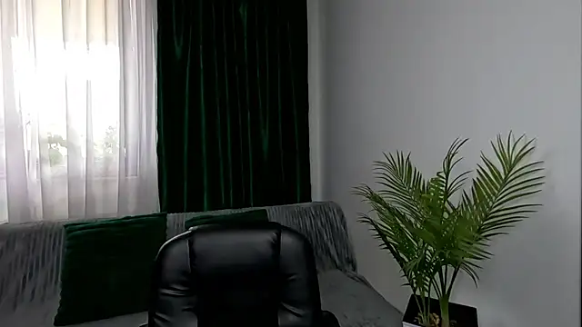 Gold Alpha Boy online show from May 1, 12:19 pm