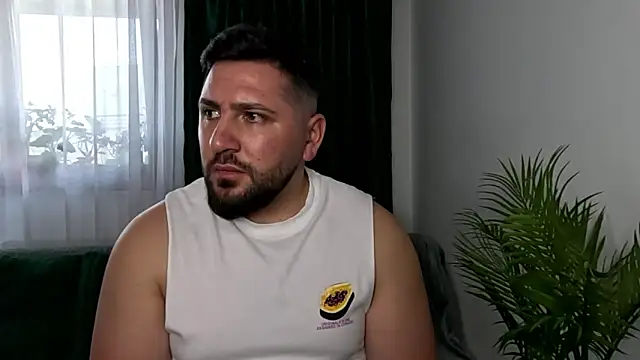 Gold Alpha Boy online show from May 11, 2:56 pm