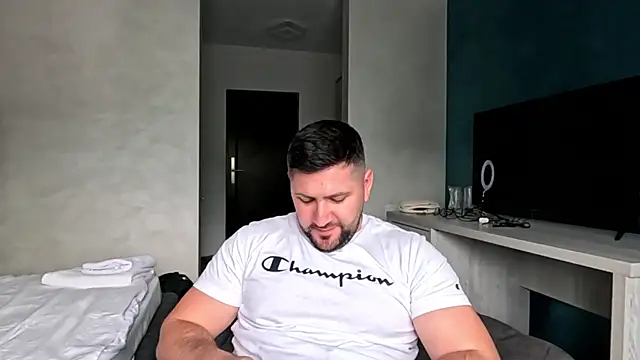 Gold Alpha Boy online show from May 23, 11:59 am