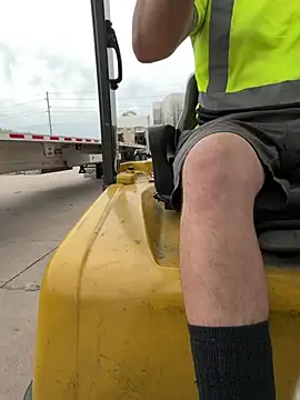 PuttieIn online show from July 10, 2:53 pm