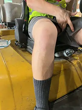 PuttieIn online show from July 6, 1:08 pm
