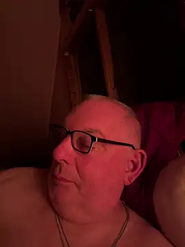 CharlieWeaver22 online show from July 3, 3:23 am