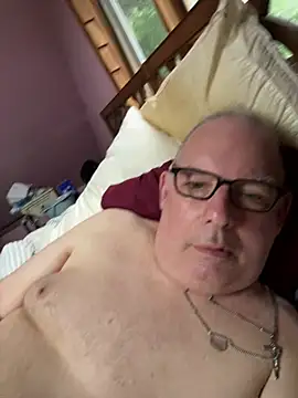 CharlieWeaver22 online show from July 29, 11:31 am
