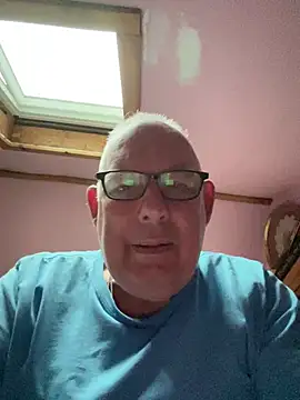 CharlieWeaver22 online show from July 6, 10:56 am