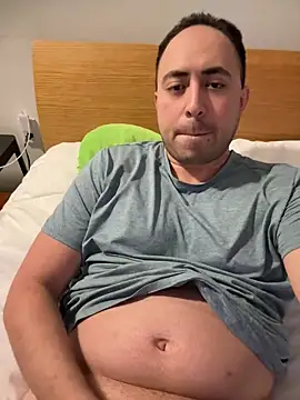 Mikey Sucker online show from May 4, 7:43 am