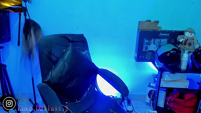 zeus 7777 online show from April 30, 8:54 am