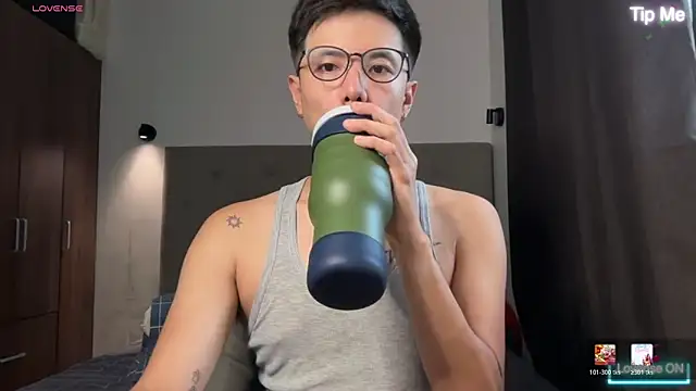 Addictiveboi online show from May 1, 5:54 am