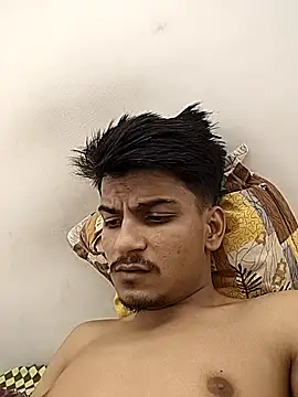 KaranSingh0m online show from May 3, 6:32 pm