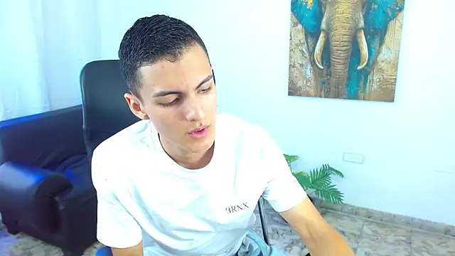 Matiius18 online show from April 29, 3:38 pm