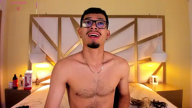 Jaxon Carter online show from May 16, 2:31 am