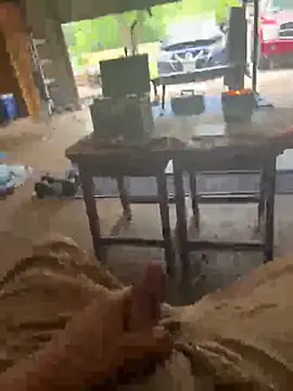 Dwizzlerperizzlee online show from April 25, 1:36 pm