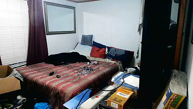 Luv2SuckBWC92 online show from July 14, 6:17 am