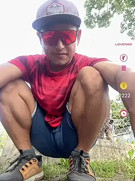 AsianBoy WhiteDaddy online show from July 25, 9:28 am