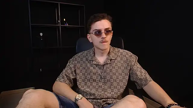FelixStarkk online show from July 7, 6:47 am