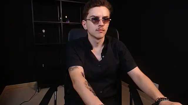 FelixStarkk online show from July 18, 6:30 am