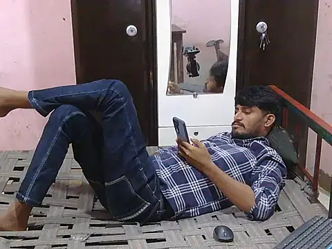 krishjaat43 online show from July 28, 4:39 pm