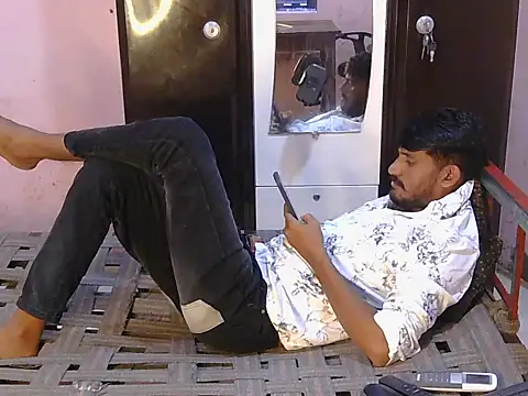 krishjaat43 online show from July 23, 9:06 am