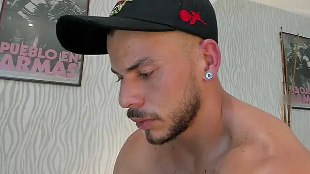 dylan jacobx online show from July 1, 9:48 pm