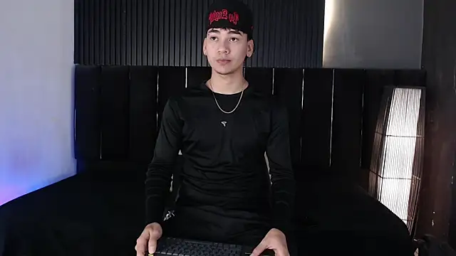 Dominic ghost online show from July 22, 9:07 pm