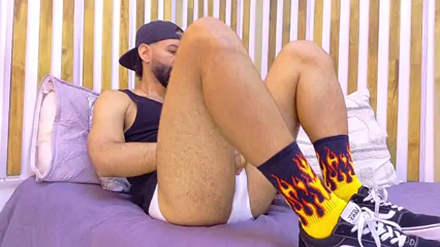 yorbymaxx online show from May 26, 2:57 pm
