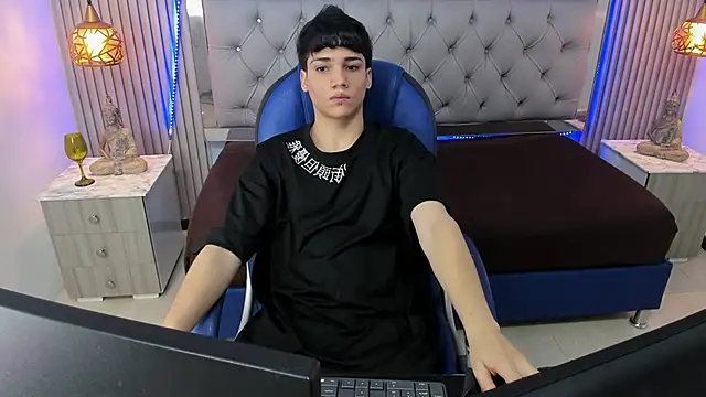 SamBlack  online show from April 27, 7:30 pm