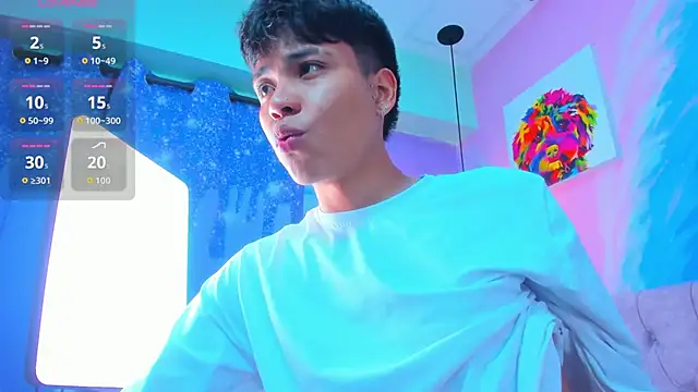 MaxiWildd online show from April 29, 1:27 pm