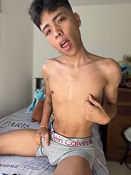 MaxiWildd online show from June 20, 1:38 pm