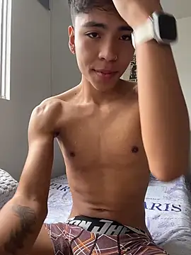 MaxiWildd online show from June 13, 1:53 pm