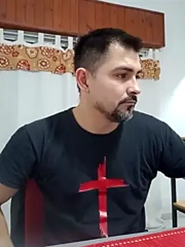 Bradd 32 online show from June 12, 11:19 am