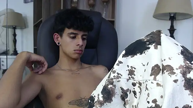 Ibratxandy online show from April 30, 8:57 pm