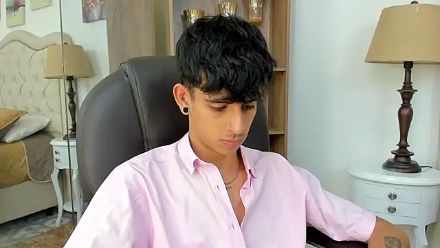 Ibratxandy online show from June 5, 7:08 pm