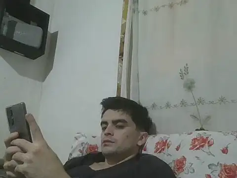 Rodrigo99 9 online show from May 4, 12:51 pm