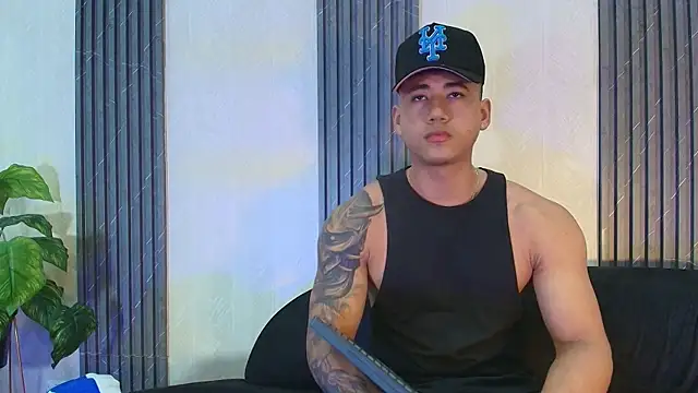 Draven Marceaux online show from August 3, 11:27 am
