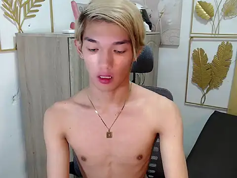 urasian john18 online show from June 7, 2:24 pm