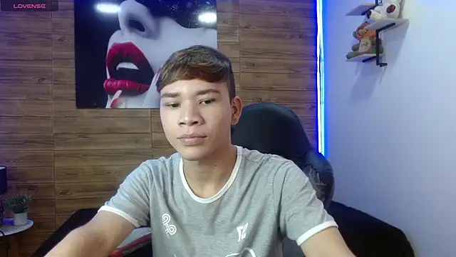 nathanclay online show from May 14, 1:31 pm