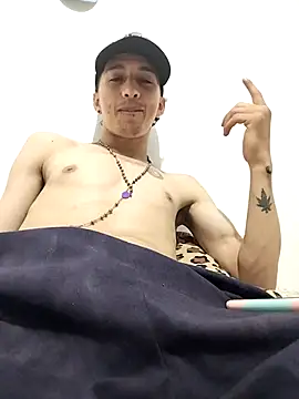 Carlos11123 online show from July 16, 1:56 am