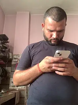 amitsharma7868 online show from August 6, 8:09 am