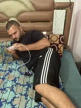 amitsharma7868 online show from August 1, 5:45 pm