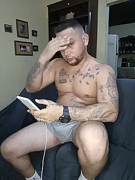 Catire10  online show from June 9, 2:46 am