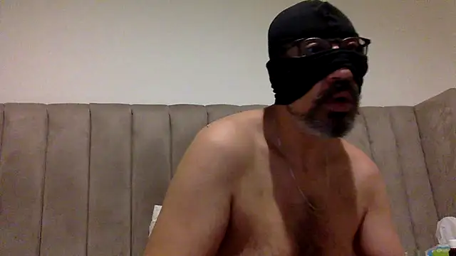 CaiBull online show from August 4, 7:40 pm