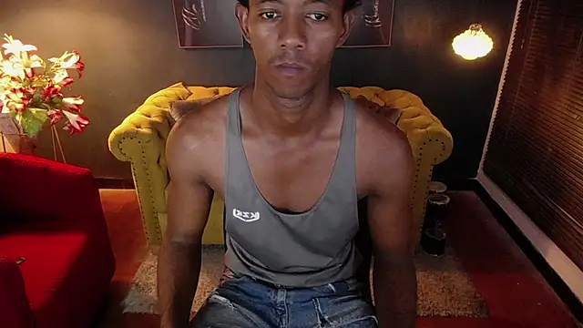 blackbignude online show from July 15, 1:23 am