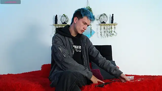 nicktorn online show from August 3, 1:39 pm