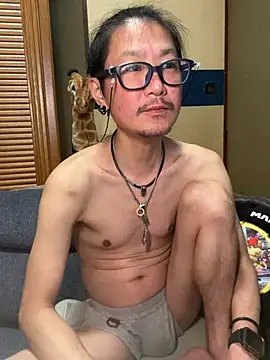 uta002418 online show from July 15, 2:57 pm