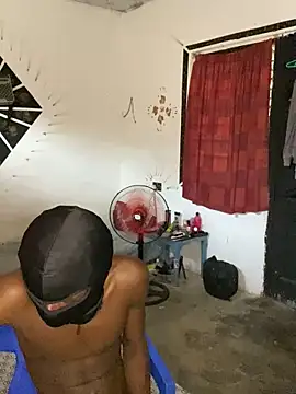 Jaydemasked online show from May 8, 11:54 am